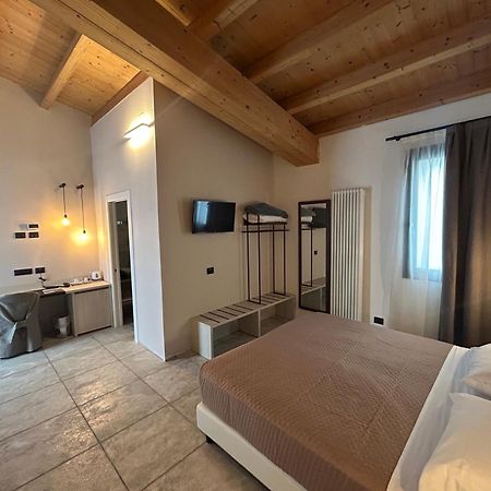 Taverna Napoleone San Lorenzo  Екстер'єр фото