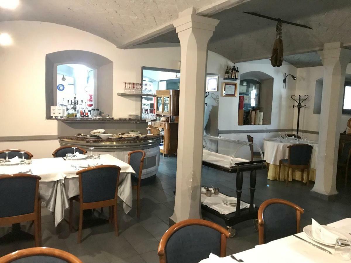 Taverna Napoleone San Lorenzo  Екстер'єр фото